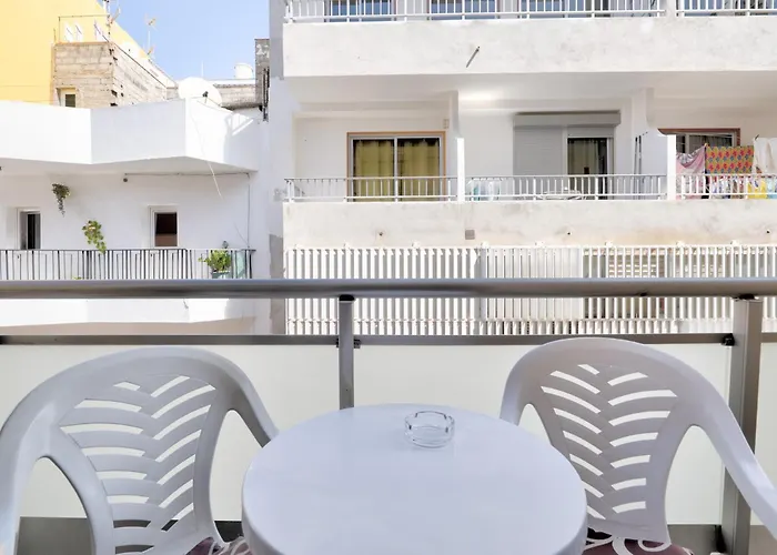 Ake 洛斯克里斯蒂亚诺斯